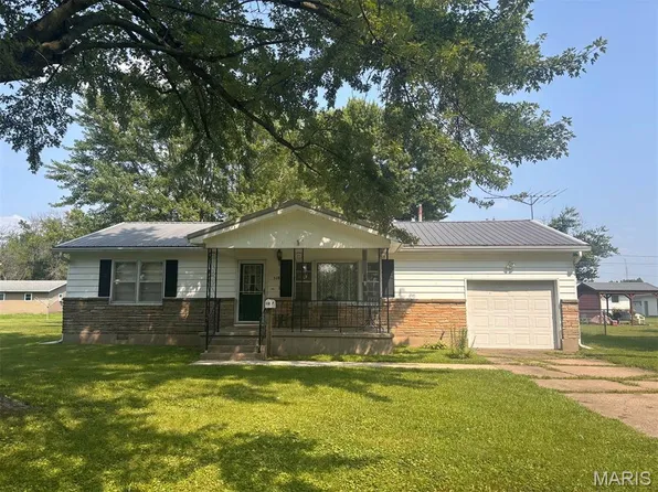 518 S Highland St, Vandalia, MO 63382