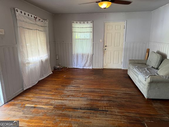 3rd image of 41 Hollis Hts