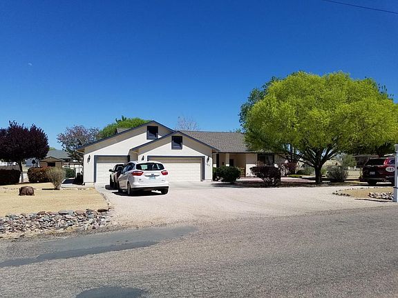 2nd image of 1183 S Road 1 W