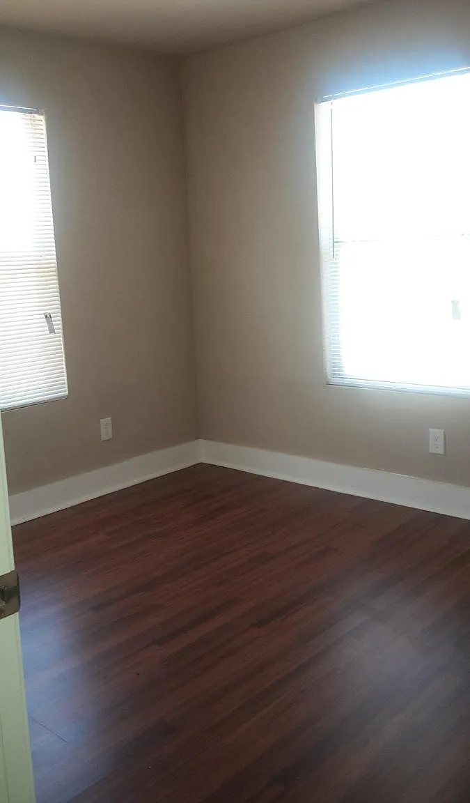 2 bed, 800 sqft, $899 — Photo 4