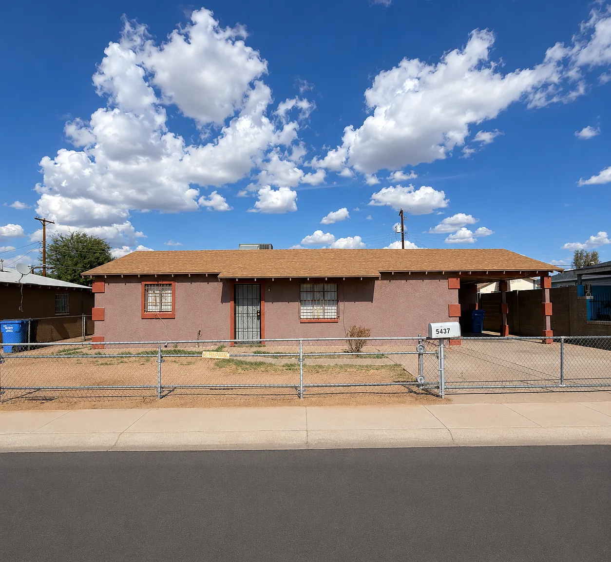 3 bed, 1038 sqft, $1,695 — Photo 1