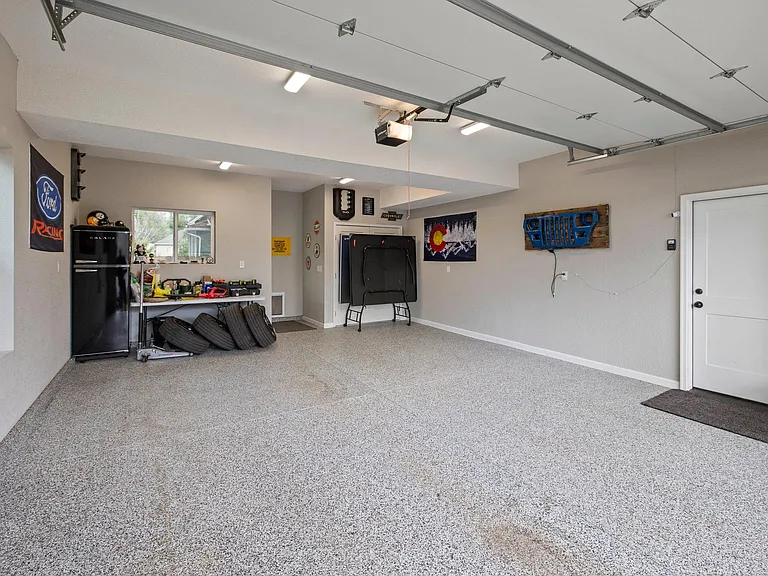 815 E Cache La Poudre St #B — Photo 24