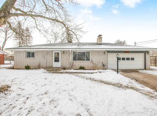 6311 Thistle Dr, Saginaw, MI 48638