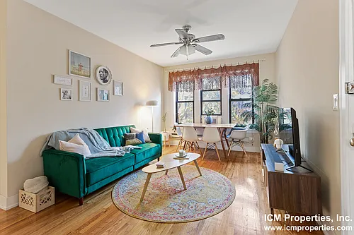 632 W Aldine Ave #2E Photo 1