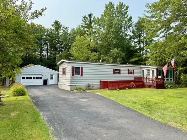 17 Honey Dr, Plattsburgh, NY 12901