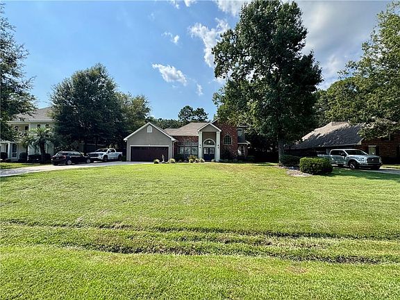 2nd image of 337 Winchester Cir
