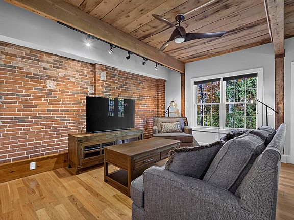 4th image of 7 Chester Road #305