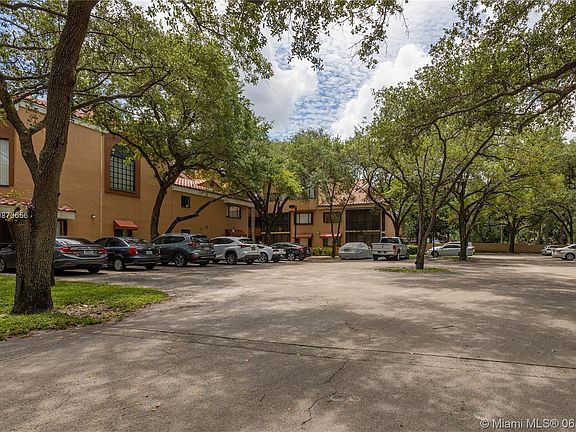 2nd image of 15405 Miami Lakeway N APT 208