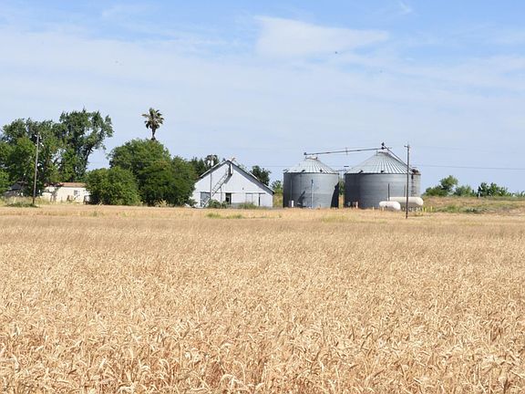 5th image of 16071 Tyler Island Rd