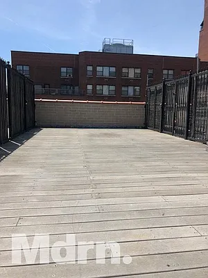 Rented by Mdrn Residential | media 11