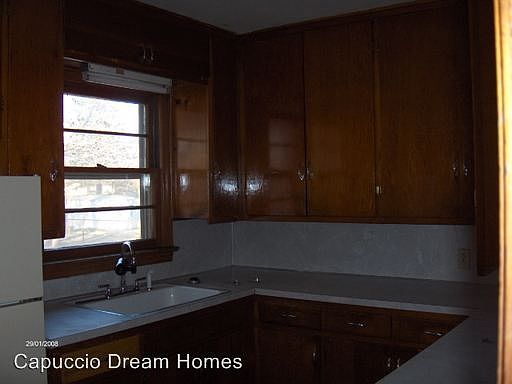4th image of 3107 NW Kinyon Ave