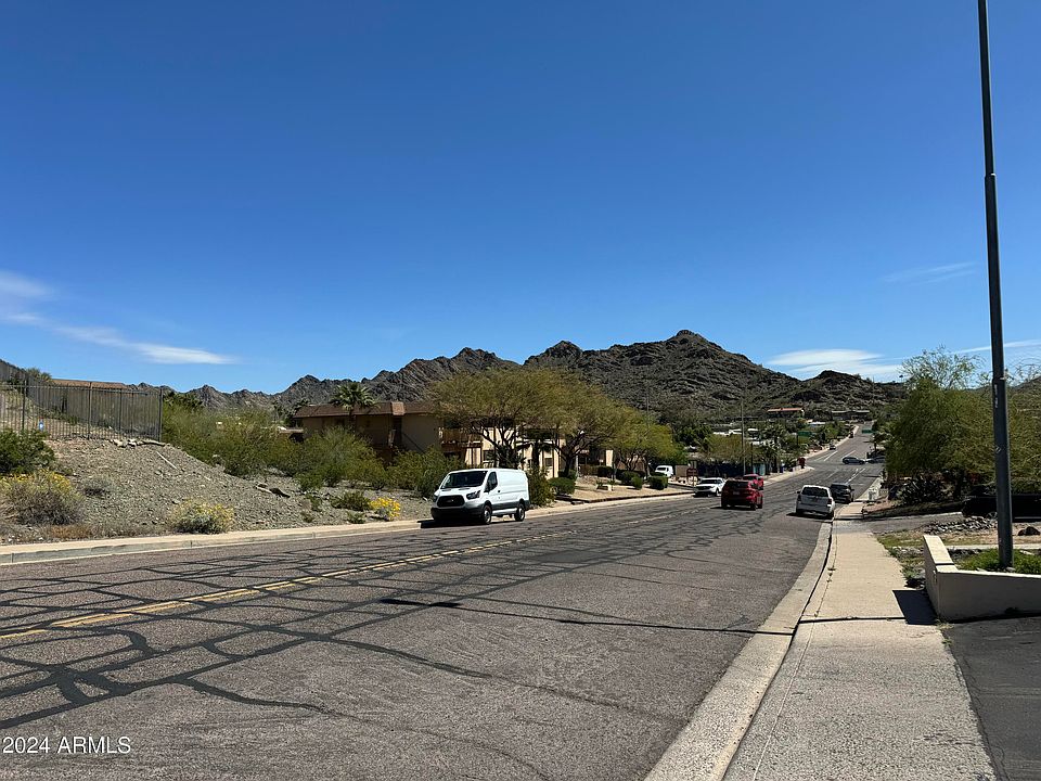 2nd image of 1101 E BUTLER Drive