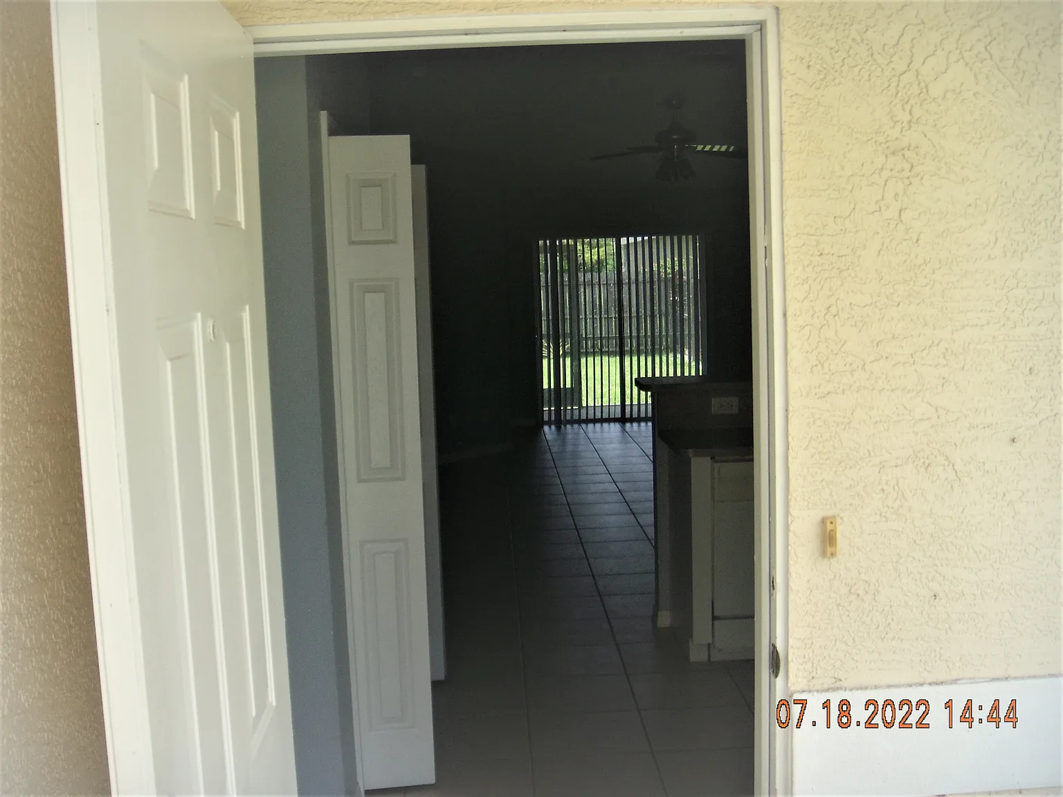 3 bed, 2.0 bath, 1224 sqft, $1,700 — Photo 3