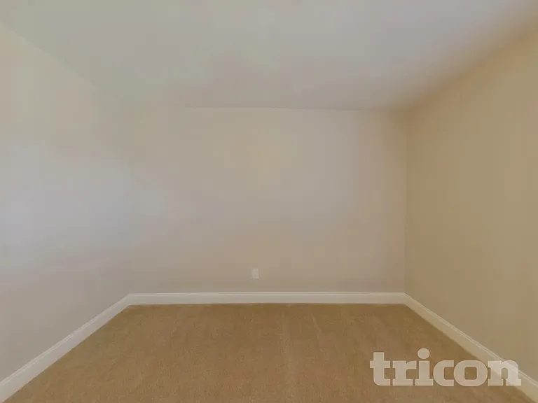 3022 Proverbs Ct — Photo 10