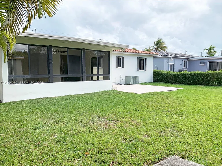 7750 Noremac Ave — Photo 24