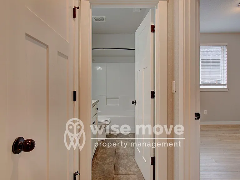 811 SW 4th Ave — Photo 23