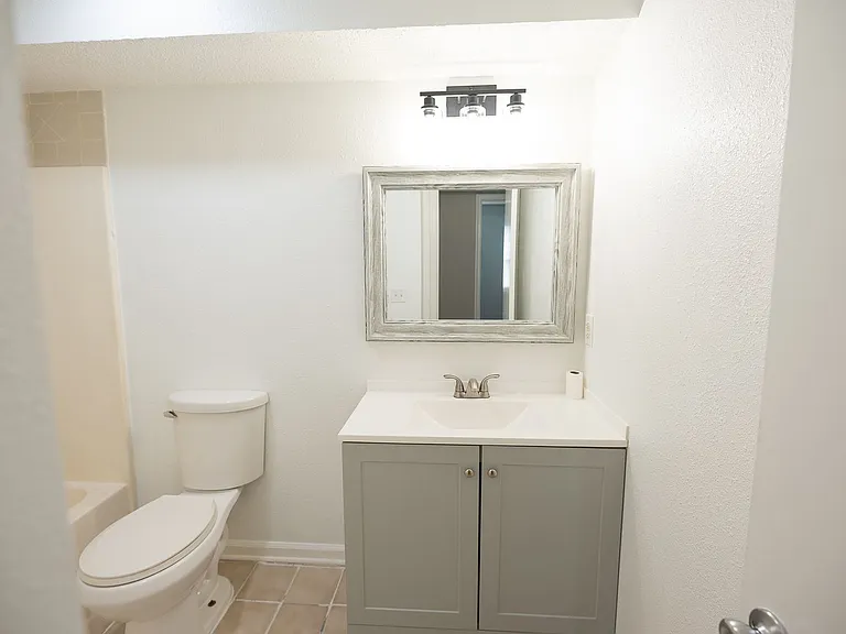 5639 Hornaday Rd #B — Photo 13