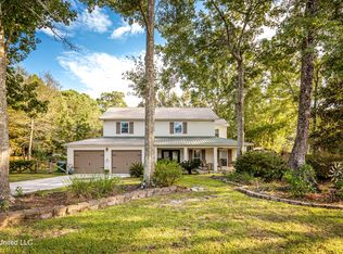 9313 Old Walnut Rd, Ocean Springs, MS 39564