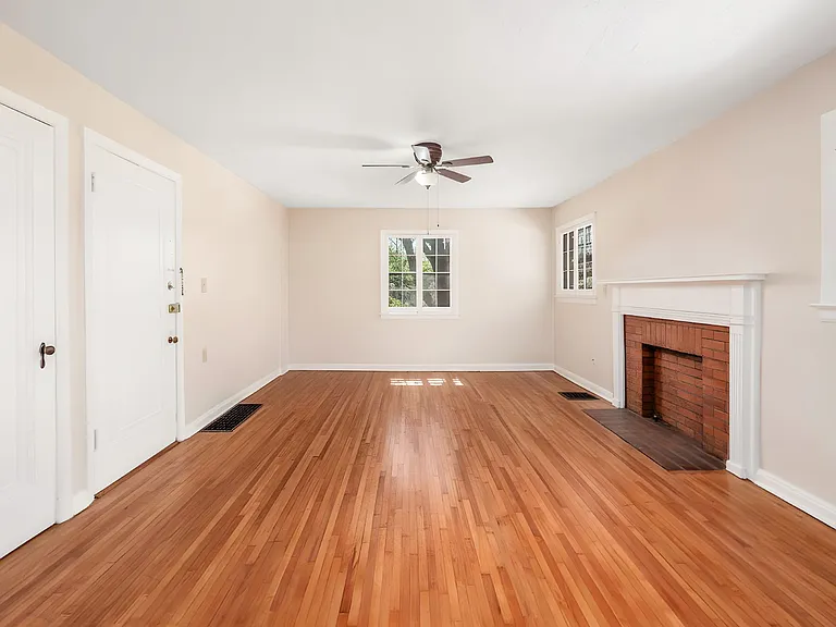 134 W Tulane Rd #B — Photo 7