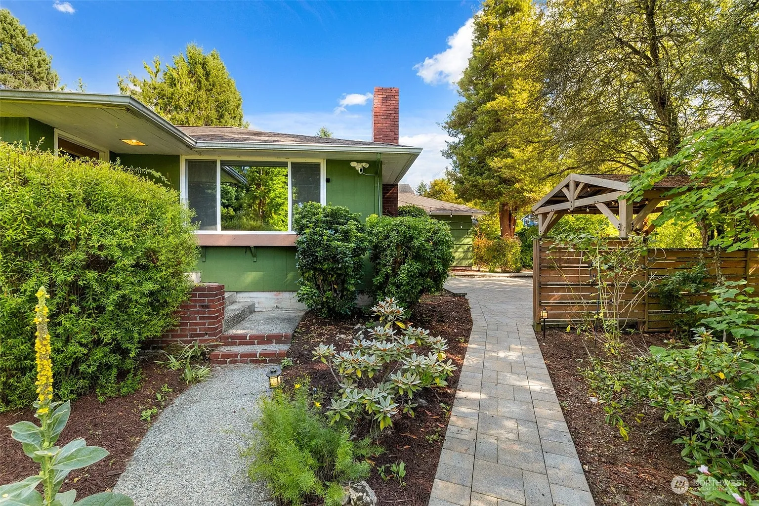 13008 37th Avenue NE photo 1