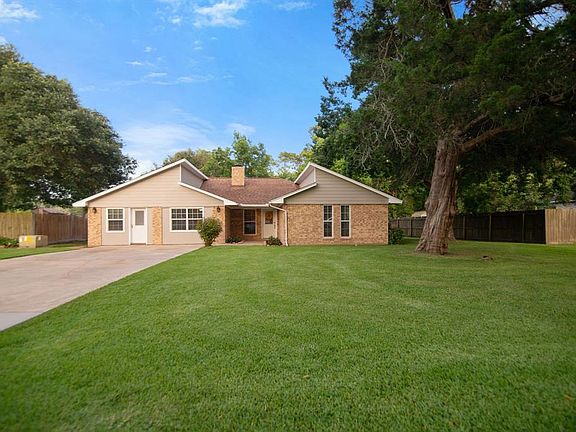4th image of 12618 Creekview Dr