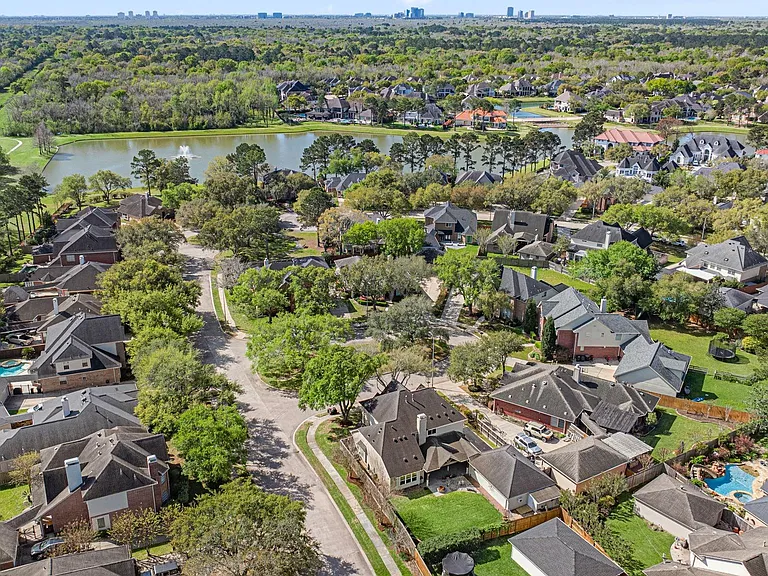12502 Pebble Way Ct — Photo 45