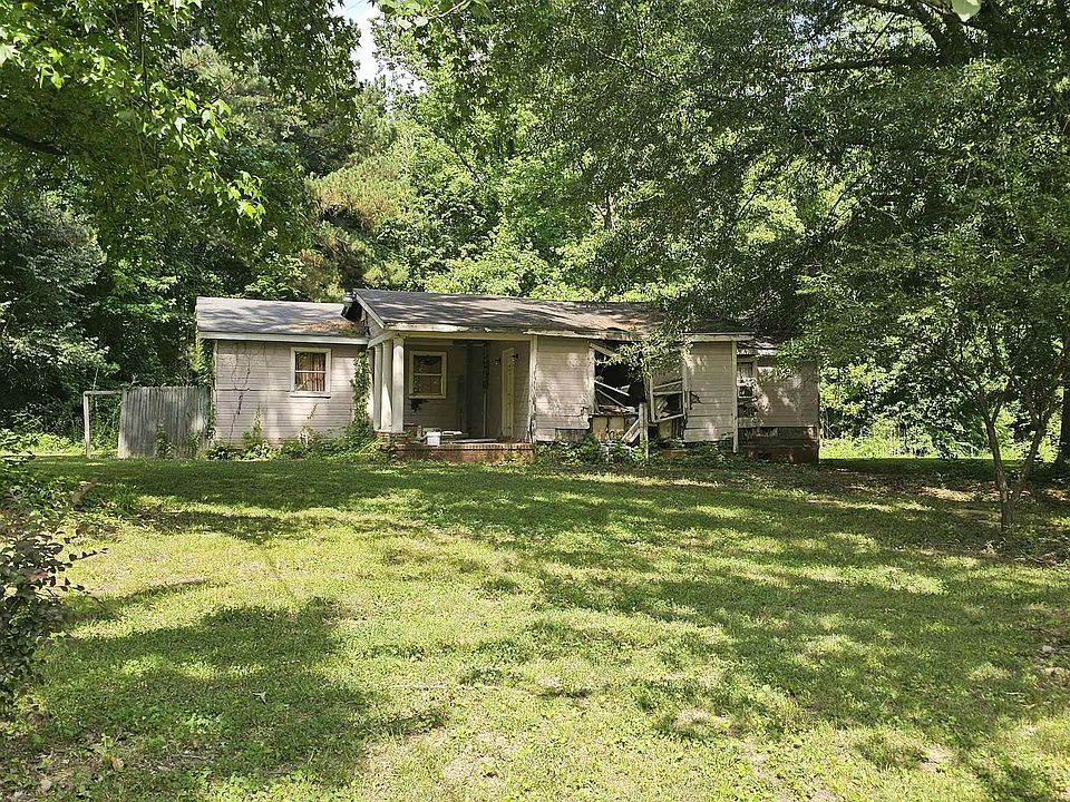 1st image of 302 Whippoorwill Cir