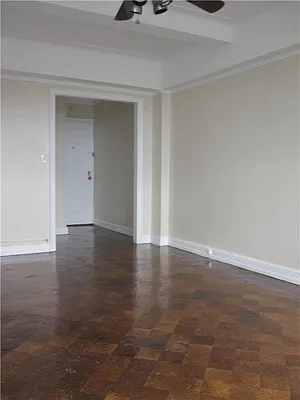 Sold by R New York | media 20