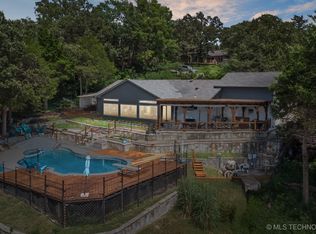 6 Westwind Dr, Sand Springs, OK 74063