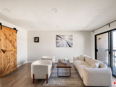 850 W 157th St APT 1, Gardena, CA, 90247