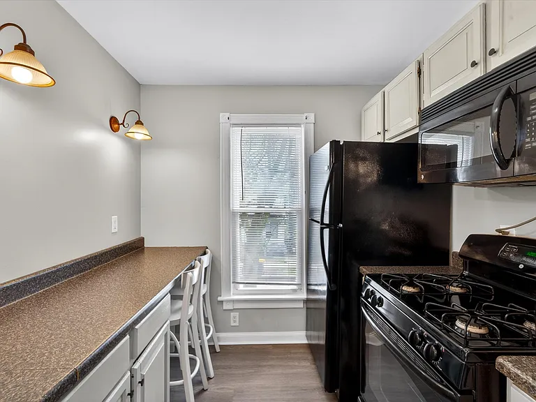 455 S Goodman St #A — Photo 6