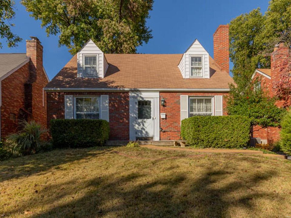1st image of 17 Lakeview Ct