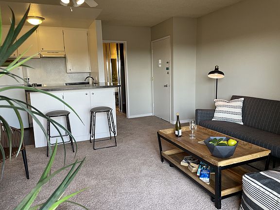 5th image of 6479 S Atlantic Ave #128