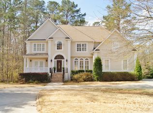 355 Broadmoor Dr, Fayetteville, GA 30215