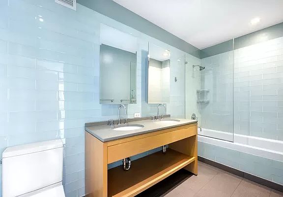 5th image of 310 W 52nd St APT 31J