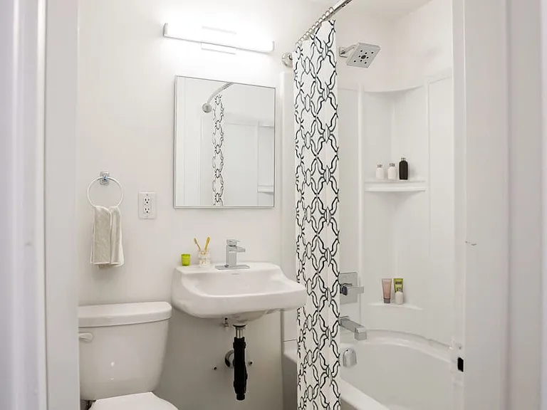 1790 Portage Ave — Photo 6