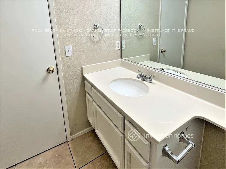 8048 Bucks Harbor Way — Photo 17