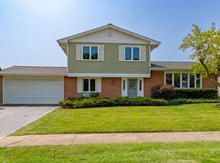 1625 Von Braun Trl, Elk Grove Village, IL 60007