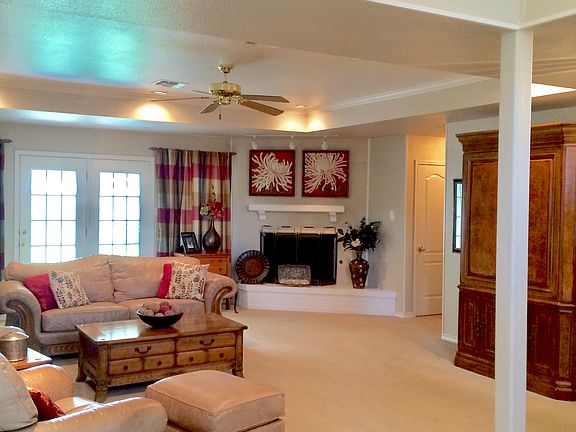 4th image of 112 Toyah Dr