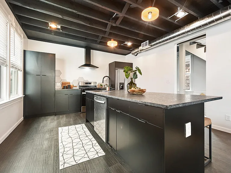 708 E 13th Ave #1 — Photo 12
