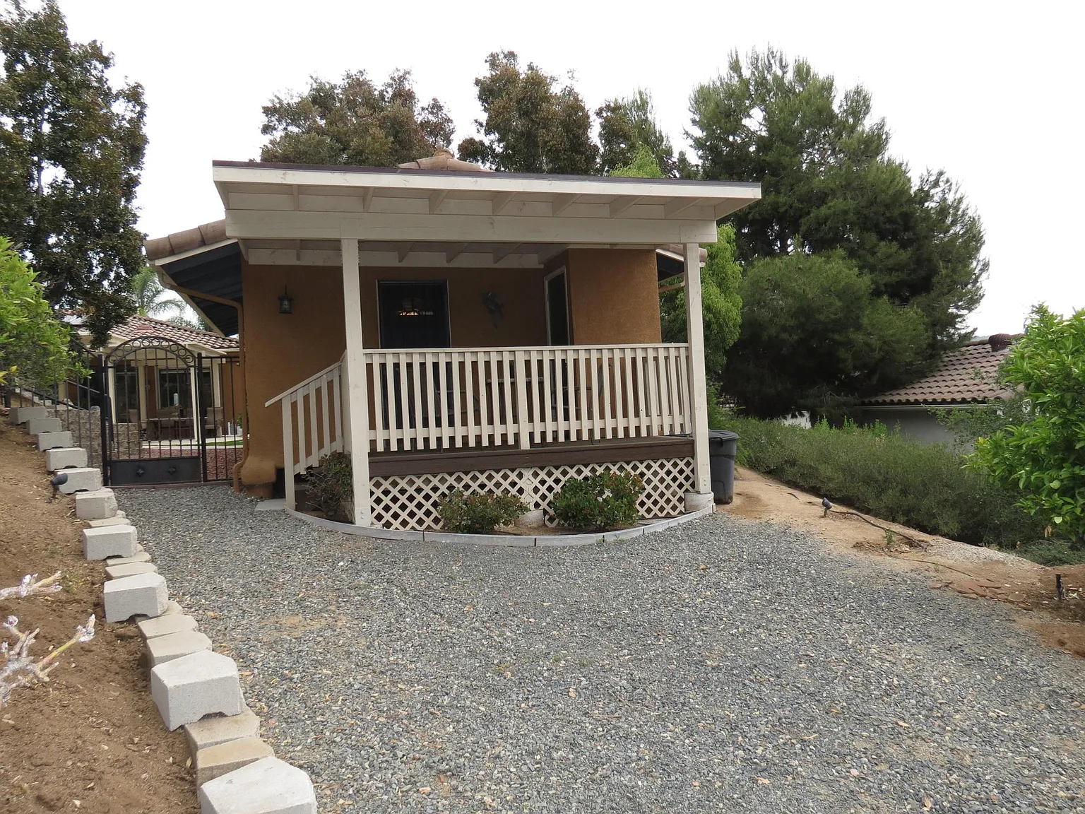Studio, 400 sqft, $1,650 — Photo 4
