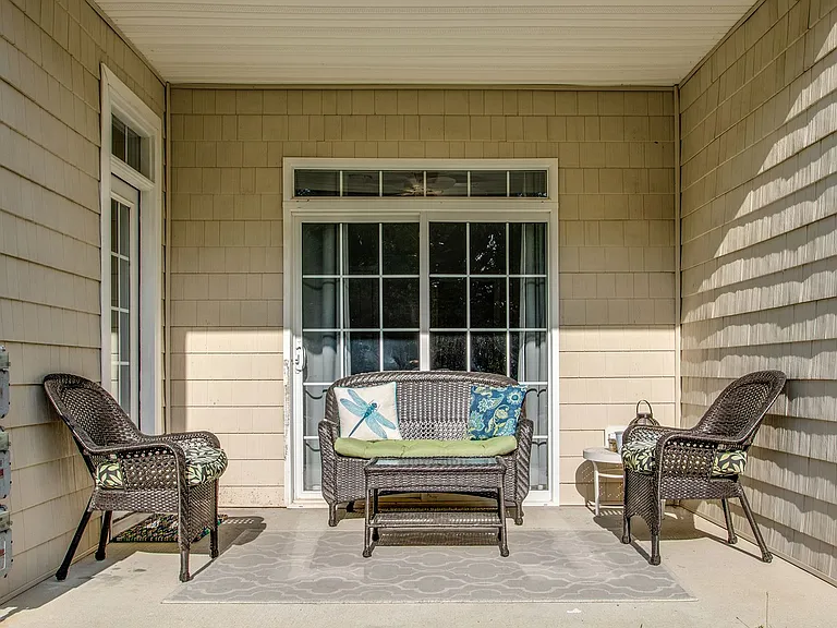 34341 Summerlyn Dr #302 — Photo 24
