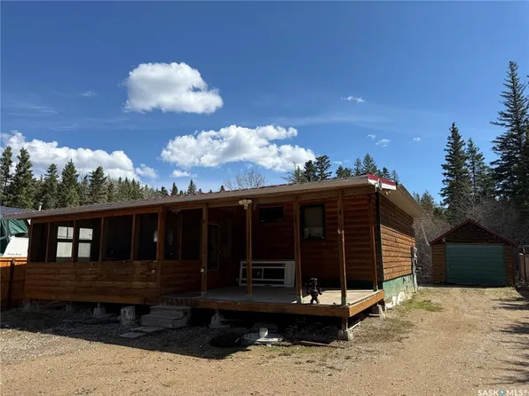 127 Helen STREET, Chitek Lake, SK S0J 0L0