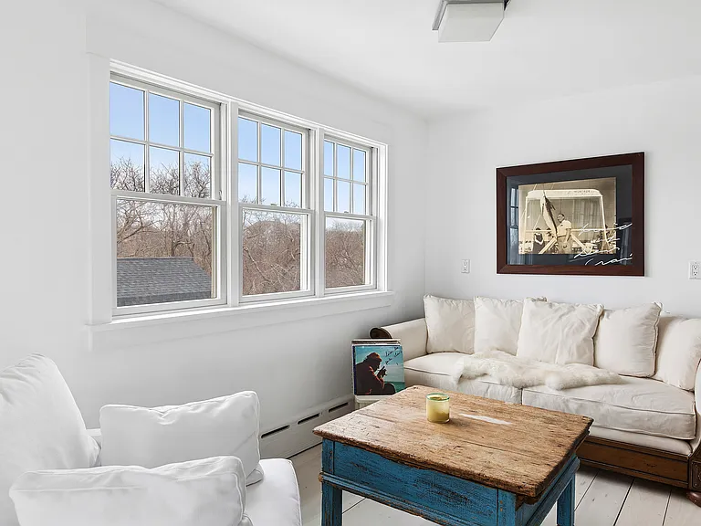 56 Seaview Ave — Photo 11