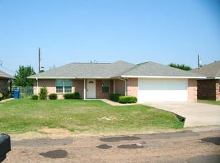 220 Flying Bridge Dr, Gun Barrel City, TX 75156