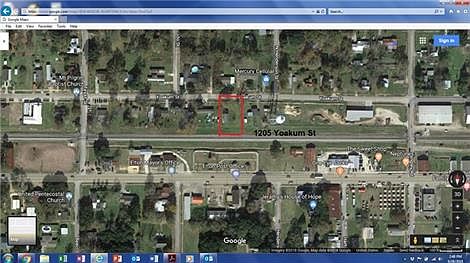 2nd image of 1205 Yoakum St