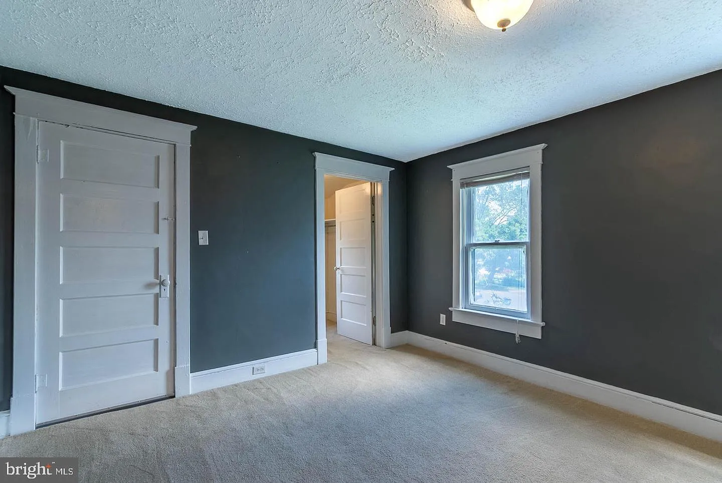 3 bed, 1.0 bath, 1524 sqft, $1,750 — Photo 4
