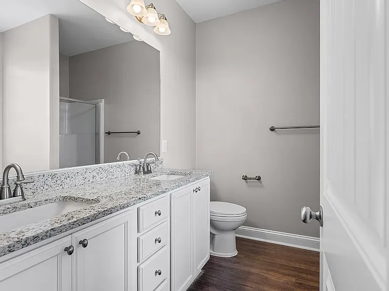 141 Bur Oak Dr — Photo 17