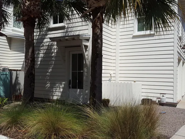 106 Latitude Ln, Mount Pleasant, SC 29464
