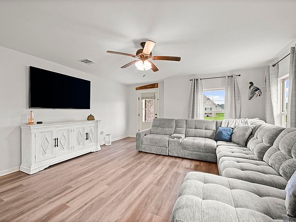 5th image of 13379 Benelli Dr